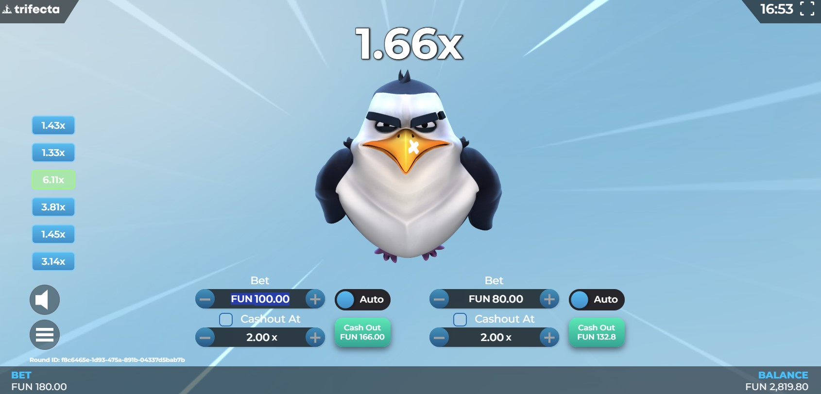 Aperçu du jeu de crash Pingoo Splash avec le pingouin et l'orque.